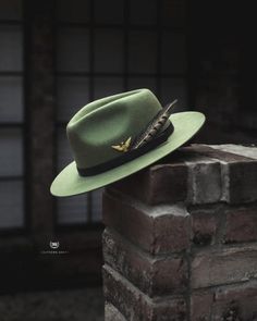 SG Geoffery Fedora – Olive Green - Southern Gents Olive Green Hat Outfit, Kentucky Derby Short Brim Top Hat, Fitted Curved Brim Hats For Outdoor, Fitted Hats With Curved Brim For Outdoor, Fitted Outdoor Hat With Curved Brim, Fitted Outdoor Hats With Short Brim, Fitted Outdoor Hat With Short Brim, Classic Green Fedora For Kentucky Derby, Green Fitted Hat With Short Brim