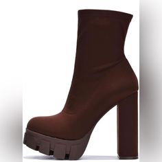 Beauty That Shines - Make Your Look More Astounding With Platform Ankle Boots For Women. Style Has To Reflect Who You Are, Epic High-Top Structure & Zip Closure Speak Volumes. For An Edgy Look There Is A 1.5-Inch Platform & A 4.5-Inch Chunky Heels Crafting Fashion Perfection - With Its Stretchy Materials , We Assure A Snug Fit For Various Calf Sizes While Retaining The Shape.Crafted From Top-Notch Materials, These Chunky Platform Boots Are Built For Harsh Conditions And Long-Lasting Performance Chunky Platform Boots, Platform Boots Chunky, Boots Chunky, Womens Closet, Ankle Boots For Women, Womens Chunky Heels, Platform Ankle Boots, Chunky Platform, Edgy Look