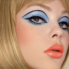 Mod Makeup, Editorial Make-up, Eyeshadow Blue, Vintage Makeup Looks, Haus Laboratories, Blonde Bob Wig