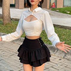 Material: PolyesterColour: Blacksize: S,M,L Material: PolyesterColour: BlackSize: S, M, LS waist circumference 68cm, hip circumference 92cm, skirt length 35cmM waist circumference 72cm, hip circumference 96cm, skirt length 36cmL waist circumference 76cm, hip circumference 100cm, skirt length 37cm 1CM=0.393 inchAbout color&size difference: According to the light and different computer monitor, the color may be sliBesides, please allow 1-3cm measurement different due to manual making. Your understanding and support are highly appreciated.Email unzzyshop@gmail.com if you have anything you do not know about the order Mall Goth Skirt, Dark Skirts, Goth Skirt, Mini Skirt Style, Y2k Mini Skirt, 일본 패션, Punk Emo, E Girl, Club Wear