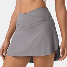 Halara Lucid Tennis Skirt In Steel Gray Cloudful Air Fabric Crossover Waist 2-In-1: Built-In Shorts With Side Pockets Curved Hem High Low With Slightly More Coverage In The Back New With Tags In Very Good Condition. Size Small No Stains Or Flaws Item Athletic Athleisure Workout Gym Running Yoga Pilates Hiking Outdoors Basics Capsule Wardrobe Minimalist Neutral Casual Sporty Tennis Golf Gorpcore Summer Spring Womens Tennis Dress, Black Tennis Skirt, Capsule Wardrobe Minimalist, White Tennis Skirt, Running Skirts, Miami Outfits, Gold Skirt, Athletic Skirt, Tennis Skort