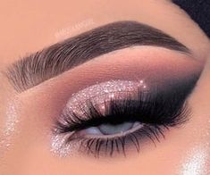 Rose Gold Eye Makeup, Sparkle Makeup, Maquillage On Fleek, Sparkly Makeup, Wedding Eye Makeup, Smokey Eyeshadow