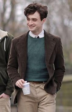 British Aesthetic Outfit, Dark Academia Men, British Guys, Kill Your Darlings, Daniel Radcliffe Harry Potter, Dark Academia Outfits, Dark Academia Outfit, Academia Outfits, Aesthetic Outfits Men