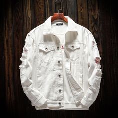 La chaqueta vaquera Antonios Autumn White está confeccionada en algodón y tejido vaquero. Su exclusivo color hace que sea fácil de combinar con conjuntos de colores claros y oscuros. La chaqueta está diseñada para proporcionar comodidad y calidez en estaciones frías como el otoño, gracias al material de primera calidad con el que está confeccionada.



Ventajas:Comodidad y transpirabilidad

Estilo: Casual / Elegante

Género:Hombres
Temporada: Todas las estaciones

Material: Algodón


Tipo de pat Ripped Jacket, Couple Streetwear, Plus Size Streetwear, Coats Men, Jean Jacket Men, Style Hip Hop, Casual Outerwear, Autumn Fashion Casual, Denim Jacket Men