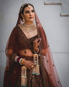 Brown lehenga Nath Design, Bridal Nath, Maroon Lehenga, Lehenga Jewellery