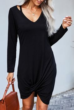 Black Jersey Twist T-shirt Dress Casual Black T-shirt Dress For Fall, Black Tunic Dress, Fab Dress, Look Attractive, Black Jersey, Wholesale Dress, Black Shirt Dress, Wrap Dress Floral, Social Events