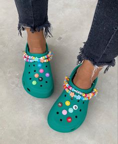 Jibbitz Crocs Ideas, Croc Party, Croc Jibbitz Ideas, Croc Ideas, Taylor Swift Shoes, Crocs Aesthetic, Crocs With Charms, Charms Crocs, Crocs Fashion