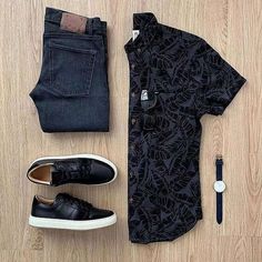 20 combo ideas to use at Carnival - trendstutor White Jeans Black Shirt, Navi Outfits, Classy Outfits Men, Classic Style Outfits, Stylish Men Casual