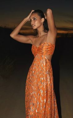 Orange Fits, European Summer Outfits, Glam Outfit, Prom Dresses Gowns, Dresses Formal, Orange Dress, 50 Fashion, Anthropologie Dress, Cocktail Dresses