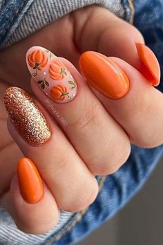 Ongles Gel Halloween, Pumpkin Nail Art, Kutek Disney, Pumpkin Nails, Smink Inspiration, Makijaż Smokey Eye