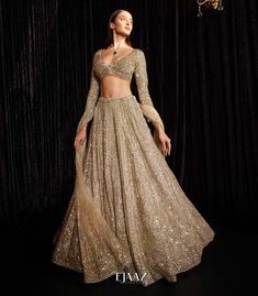 Ejaaz Couture, Golden Lehenga, 2022 Jewelry, Engagement Lehenga, Gold Lehenga, Sangeet Outfit, Reception Lehenga, Lehenga Designs Simple