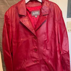 Wilsons Leather Red Jacket Never Worn Size L Red Leather Outerwear With Pockets, Red Leather Blazer For Fall, Fall Red Leather Blazer, Red Leather Blazer With Long Sleeves, Red Leather Long Sleeve Blazer, Classic Red Leather Jacket For Work, Casual Red Leather Jacket For Work, Classic Red Leather Outerwear, Red Leather Workwear Jacket With Pockets