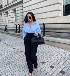 Paige Howard (@paigekh) • Photos et vidéos Instagram For School Outfits, Aesthetic Outfits For School, School Outfits Ideas, Fashion Workwear, Chic Work Outfit, Saturday Outfit, Outfits For Summer