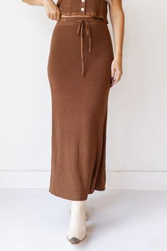 arlette knitted maxi skirt – mode Brown Full-length Maxi Skirt For Fall, Brown Full Length Maxi Skirt For Fall, Fall Full Length Brown Maxi Skirt, Spring Ribbed Skirt For Loungewear, Fitted Ribbed Maxi Skirt, Non-stretch Maxi Skirt For Fall, Chic Knit Skirt For Loungewear, Spring Ribbed Stretch Maxi Skirt, Spring Stretch Ribbed Maxi Skirt