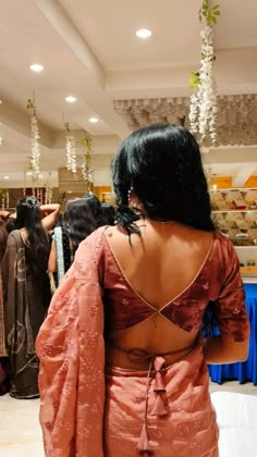 Blouse With Threads Back, Deep Sweetheart Neckline Blouse, Backless Blouse Designs For Saree, Backless Dori Blouse Designs, Backless Blouse Design, Blouse Designs For Farewell, Sleves Desine For Blouses, Blouse Designs Backless, Farewell Blouse