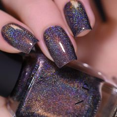 Stay Hidden - Smokey Grey Holographic Nail Polish by ILNP Eerie Forest, Ilnp Nail Polish, Chrome Nail Polish, Beautiful Nail Polish, Fav Products, Ab Fab, Products Photography, Nail Shimmer, Nail Art Disney