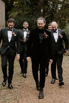 Groom in black velvet tuxedo with groomsmen in black tuxedo outfits for black tie wedding Pumpkin Patch Wedding, All Black Tux, Groomsmen In Black, Black Groomsmen Suits, Catherine Deane Bridal, Black Velvet Tuxedo, Wedding Groom Suit, Groom Suit Black