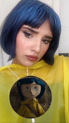 Coraline Makeup Tutorial, Coraline Wig, Coraline Costume Women, Unique Single Halloween Costumes, Coraline Make Up Halloween, Coraline Cosplay Makeup, Coraline Jones Costume, Caroline Makeup