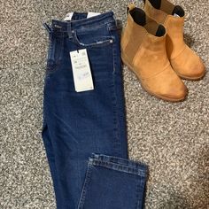 New With Tags Zara Jeans, Jeans Color, Colored Jeans, Straight Leg, Color Blue, Women Jeans, Zara, Tags, Women Shopping