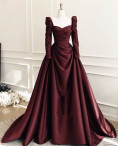 Burgundy Prom, Gowns Dresses Elegant, Fancy Dresses Long, Modest Dresses Casual, Burgundy Prom Dress, Dark Burgundy, Quick Outfits, Pretty Prom Dresses