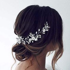 Floral Bridal Hair Accessories, Flower Wedding Hair, Wedding Hairstyles And Makeup, Floral Headpiece Wedding, Pearl Bridal Headpiece, Bridesmaid Hair Pieces, Bride Flower, Wedding Hair Vine, Crystal Hair Accessories