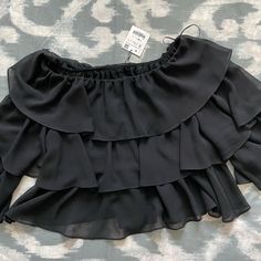 This Zara Top Is Simply Adorable. Never Been Worn Tags Still On- This Shirt Can Be Worn Off The Shoulder, One Shoulder Or On Shoulder. Ruffled Design. 3/4 Length Ruffled Sleeves. Size Small Zara Top, Ruffled Sleeves, Zara Black, Zara Tops, Shirt Sleeves, Off The Shoulder, Sleeve Shirt, One Shoulder, Top Blouse