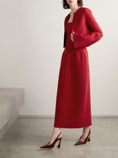 GABRIELA HEARST Katlin cropped wool jacket | NET-A-PORTER Minimal T Shirt Design, Net A Porter Outfits, Minimal T Shirt, Flat Dress Shoes, Gabriela Hearst, Exclusive Dress, Office Dresses, Red Wool, Dress Trousers