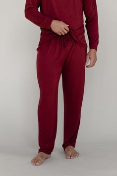 You give up night sweats and gain better zzz’s when you get into our Men's Bamboo Stretch Knit Pajama Pant, made from viscose from bamboo. Built to last without pilling and made from a breathable, temperature regulating fabric that keeps you cool, they’re the pajama pants you’ll wear on repeat from season to season. They have a thick drawstring elastic waistband for all-day comfort and functional side pockets. The bad news is you might never take them off thanks to their super-soft feel. Pair th Silk Comforter, Sleep More, Mens Pajama Pants, Classic Pajamas, Bamboo Pajamas, Pajama Pant, Black Bedding, Bamboo Fabric, Mens Pajamas