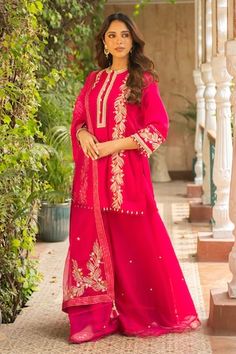 Rani pink kurta with placement embroidery. Paired with a sharara and dupatta with floral embroidery and tassel latkans. - Aza Fashions Placement Embroidery, Jayanti Reddy, Kurta Sharara Set, Pink Kurta, Anushree Reddy, Kurta Sharara, Rani Pink, Anamika Khanna, Diana Penty