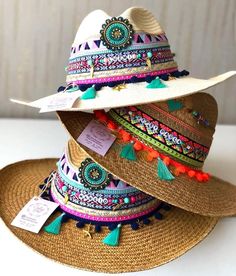 Embellished Hats, Crochet Ornament Patterns, Diy Slippers, Summer Hats Beach, Sewing Easy Diy, Beach Hats, Denim Ideas