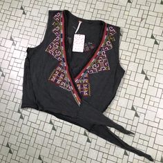 Pit To Pit 18” Length 20” Still Has The Tag Retail For $95.00 Solarpunk Fashion, Statement Tops, Office Clothes, Cutout Top, Dream Closets, People Women, Witch Aesthetic, Current Styles, Free People Black