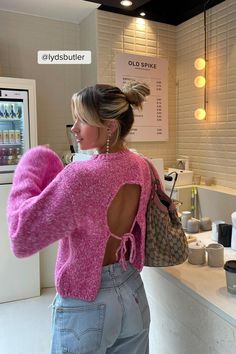 This sweater is knitted and features long balloon sleeves and an open back with a self-tie knot. Jeans And Sweater Outfit, Tropical Luxe, Backless Sweater, Looks Pinterest, Xmas 2024, Wardrobe Inspiration, Fall Fits, Mode Inspo, Pink Outfits