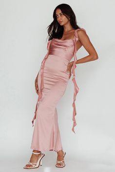 Shop the Blushing Ruffle Trim Midi Dress Mauve | Selfie Leslie Mauve Midi Dress, Prom Inspo, Selfie Leslie, Veil Hairstyles, Event Dress, Mauve Dress, Iron Material, Dress Satin, Basic Dress