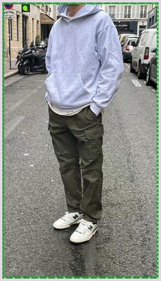 Oversized Khaki Pants Outfit Men, Men’s Grey Hoodie Outfit, Men College Fashion, Guy Turtleneck Outfit, How To Style Grey Sweatpants Men, Easy Mens Outfits, Bay Area Mens Fashion, Newbalance550 Outfit Men, Athleisure Outfits For Men