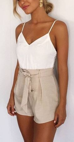 #summer #fashion / beige romper Birthday Behavior, Popular Outfits, Cute Summer Outfits, Spring Summer Outfits, Outfits Casuales, Playsuit