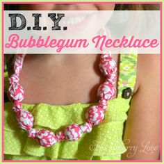 DIY Bubblegum Necklace {Tutorial} Jewellery Advertising, Collection Storage, Collection Ideas, Jewelry Editorial, Bubblegum Necklace, Easy Jewelry, Jewelry Illustration, Necklace Tutorial, Sensory Processing