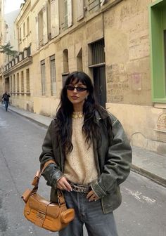 Nyc Layering Outfits, Winter In Spain Outfits, Cophengan Style, Mina Aesthetic, Berlin Style, Europe 2024, Cholo Style, 2024 Style