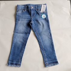 Nwt Carter's Toddler Girls Jeans With Fray Hems. Jeans Are Toddler Girl's Size 3t. Toddler Pants Girl, Suspender Jeans, Printed Denim Jeans, Girl Jeans, Carter Kids, Toddler Jeans, Toddler Pants, Elastic Waist Jeans, Baby Jeans