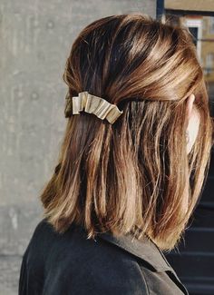 Gold Hair Clip, Dunner Wordend Haar, Geometric Hair, Silver Hair Clip, Gold Hair Clips, Pinterest Hair, Bridal Hair Clip, Wedding Hair Clips, French Hair