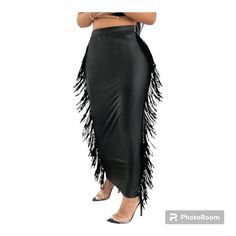 Ashley Marie Boutique Plus Size Faux Leather Maxi Fringe Trim Pencil Skirt. Material 90% Polyester 10% Elastane Color: Black Size 4xl (20) Tote: 9 High Waist Fringe Skirt For Party, High Waisted Fringe Skirt For Party, Trendy Fringe Skirt For Party, Fringe Skirt Outfit Plus Size, Party Pencil Skirt With Fringe, Black Fringe Bottoms For Club, Plus Size Tassel Skirt, Black Fringed Bottoms For Club, Black Fringe Skirt For Evening