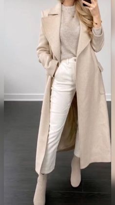 ... Lawyer Fashion, Chique Outfits, Stylish Work Outfits, Looks Chic, 가을 패션, Work Outfits Women, Professional Outfits, Fall Fashion Outfits, Business Casual Outfits