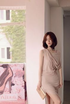 Yun Seon Young - 윤선영 // Yoon Sun Young Young Fashion, Fashion Models, Korean Fashion