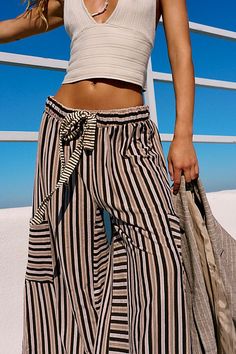 Boho Womens Clothing, Rockstar Aesthetic, City Outfits, Free People Clothing, Women Pants, Style And Grace, Going Out Outfits, Style Mistakes, Boho Women