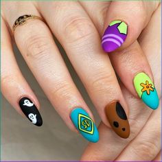 Step into the Easter vibe with these 21 fantastic nail designs! Whether it's adorable bunnies or vibrant eggs, we've got you covered to... Scooby Doo Nails, Marvel Nails, Kylie Nails, Disney Acrylic Nails, Pink Gel, Disney Nails, Fire Nails, Funky Nails, Dope Nails