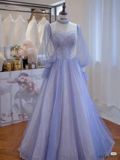 Quinceanera Dresses With Sleeves Elegant, Princess Ball Gowns Fantasy Fairytale, Wedding Dresses Garden, Gaun Tulle, Wedding Dresses Fit, Periwinkle Dress, Dresses Couture, Ballroom Gowns, Enchanting Wedding