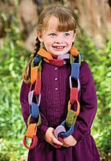 Ravelry: Piper's Chain Scarf pattern by Shelby Allaho Crochet Chain Scarf, Holiday Crochet Patterns, Interweave Crochet, Christmas Crochet Patterns Free, Chain Scarf, Crochet Chain, Cute Scarfs, Holiday Crochet, Christmas Crochet Patterns