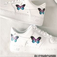 New With Box All Sizes Available. 2 Butterflies Are On Each Pair . Heat Pressed Decals. Not Painted. No Return Or Exchange For Custom Shoes. These Run Half Size Bigger. Thank You Air Force 1 Butterfly, Nike Blazer Outfit, Nike Shoes Air Force, Dr Shoes, Preppy Shoes, All Nike Shoes, Custom Air Force 1, Nike Air Shoes, Cute Nike Shoes