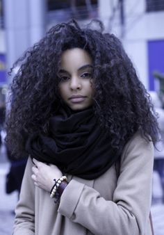 beautiful girl and gorgeous hair Winter Hair Care, Hair Colorful, Beautiful Natural Hair, Mixed Hair, Long Natural Hair, Natural Hair Inspiration, Hair Crush, Natural Hair Journey, Long Hair Girl