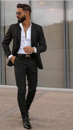 Preppy Mens Outfits, Chique Outfit, Man Dressing Style, Mens Fashion Blazer, Designer Suits For Men, Classy Men