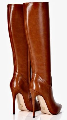 Brown Heeled Boots Outfit, Heeled Boots Outfit, Brown Heeled Boots, Dr Shoes, Leather Knee Boots, Style Boots